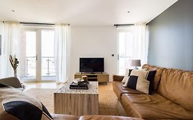 The Nine Elms Lane Arms - Stunning & Bright 2Bdr Flat